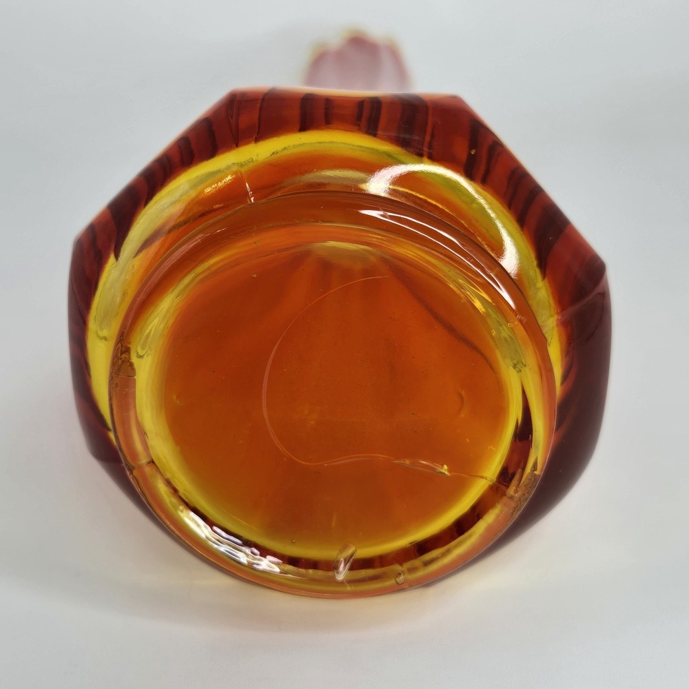 Vtg L.E. Smith 13" Swung Vase Amberina Cadmium UV Glow 8-Finger MCM Glass - Picture 9 of 10